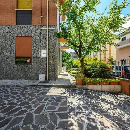 Apartman Parking&wifi Free / Hesperia Groundfloor Oasis